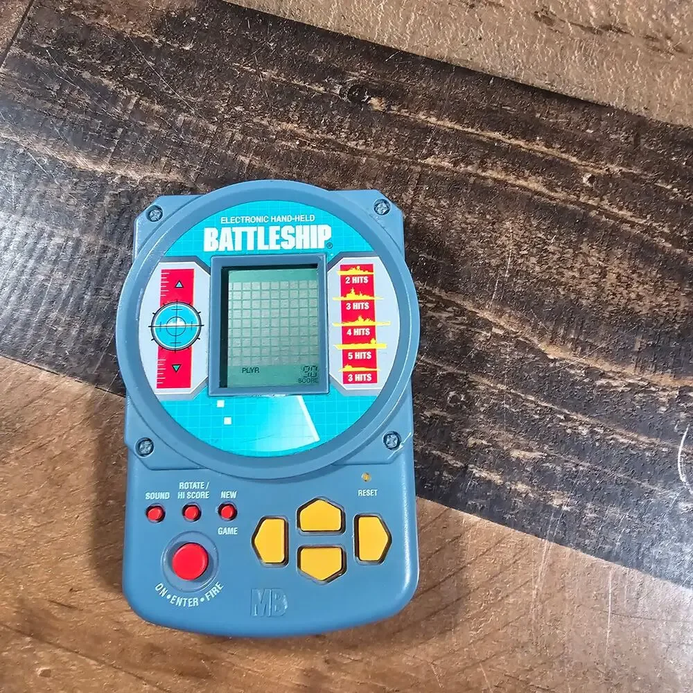 Vintage 1995 MB Electronic Handheld Battleship Game Milton Bradley Tested Works